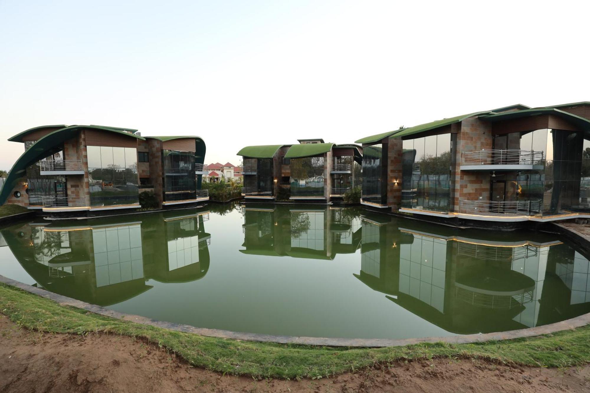 Neonz Resort & Club Ананд Экстерьер фото